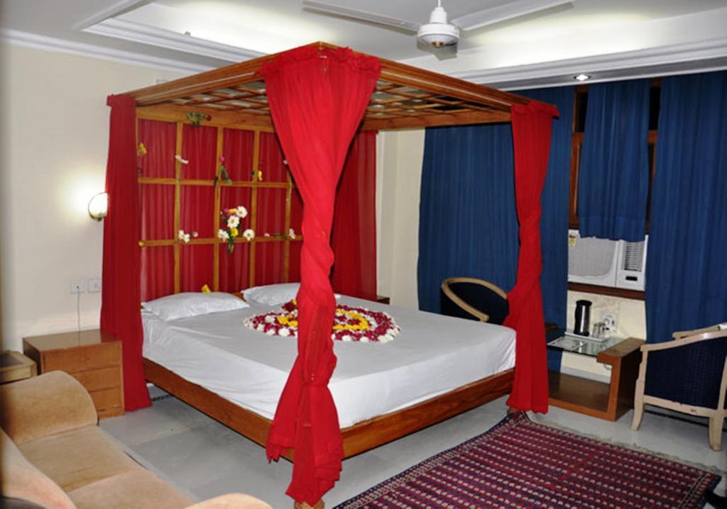 Hotel Aashish Jaipur Ngoại thất bức ảnh